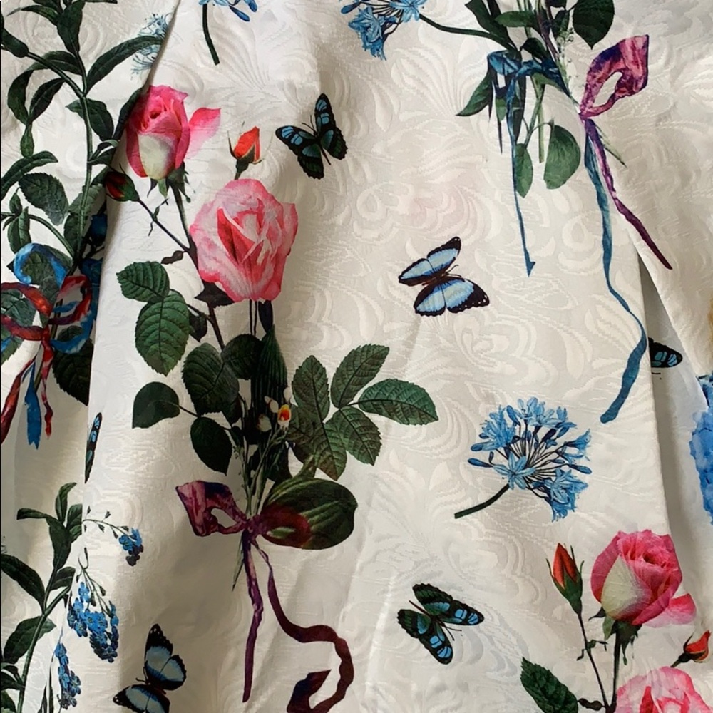 Flower print Dress - Picture 4 of 8